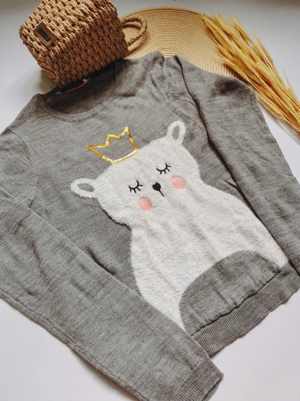 Кофта для девочки серая с мишкой