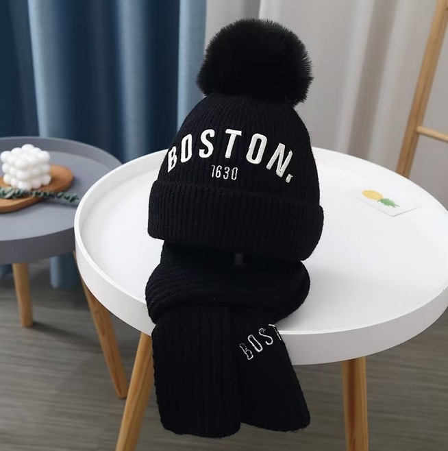 Шапка і шарф комплект зимовий Boston